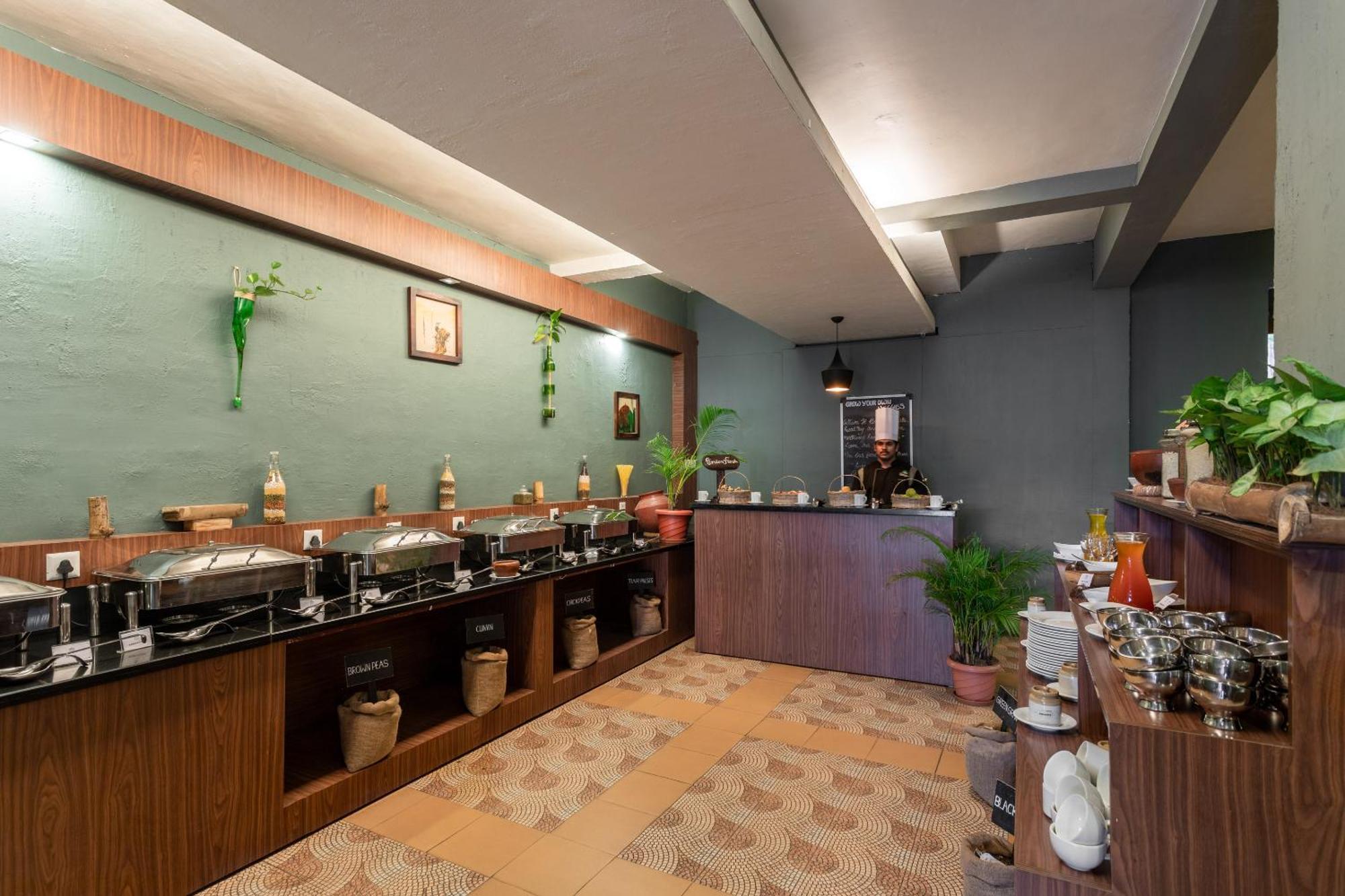 The Mountain Courtyard Thekkady Hotel Luaran gambar