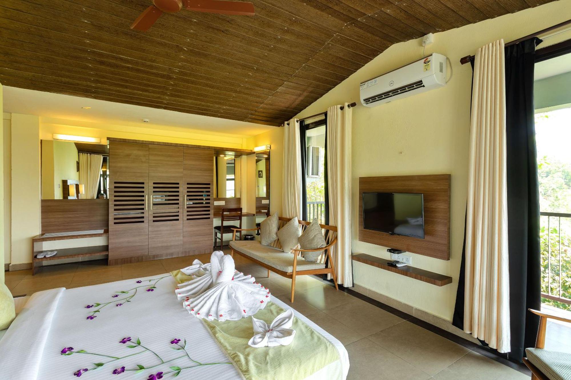 The Mountain Courtyard Thekkady Hotel Luaran gambar