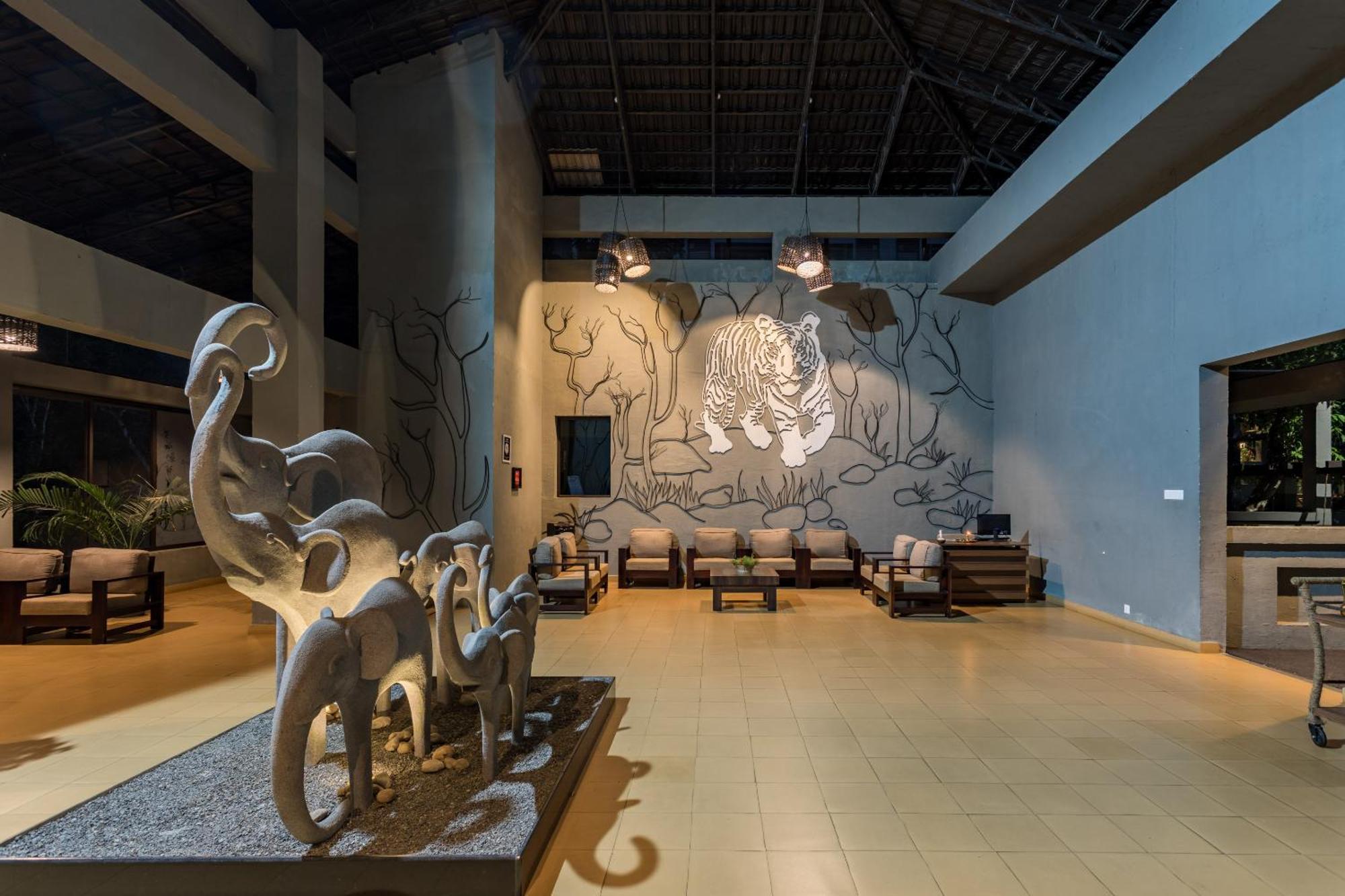 The Mountain Courtyard Thekkady Hotel Luaran gambar