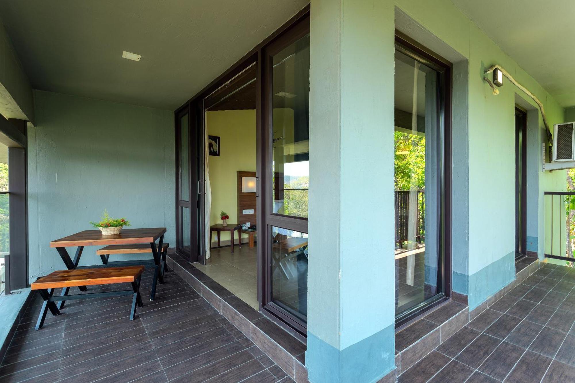 The Mountain Courtyard Thekkady Hotel Luaran gambar