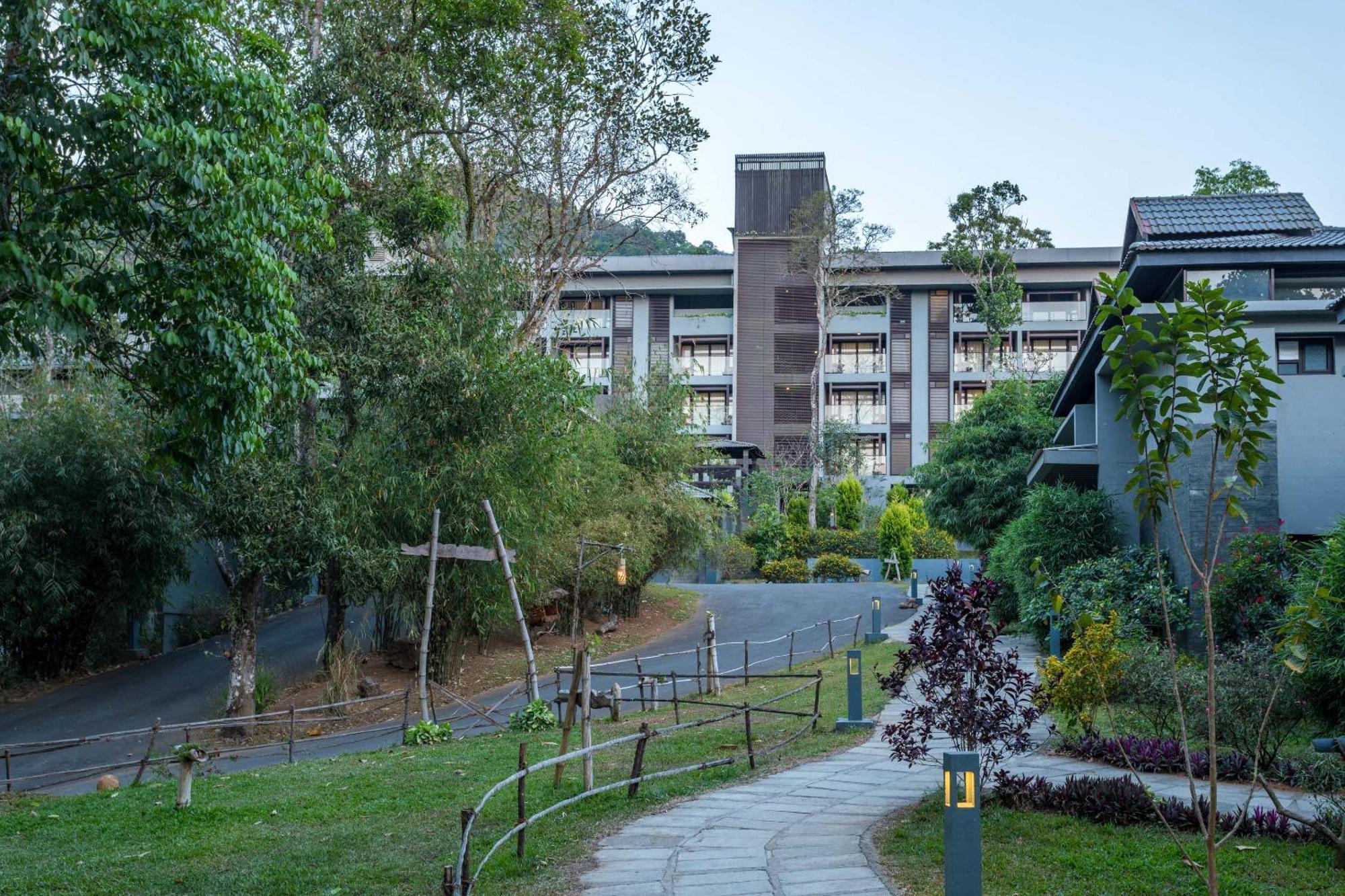 The Mountain Courtyard Thekkady Hotel Luaran gambar