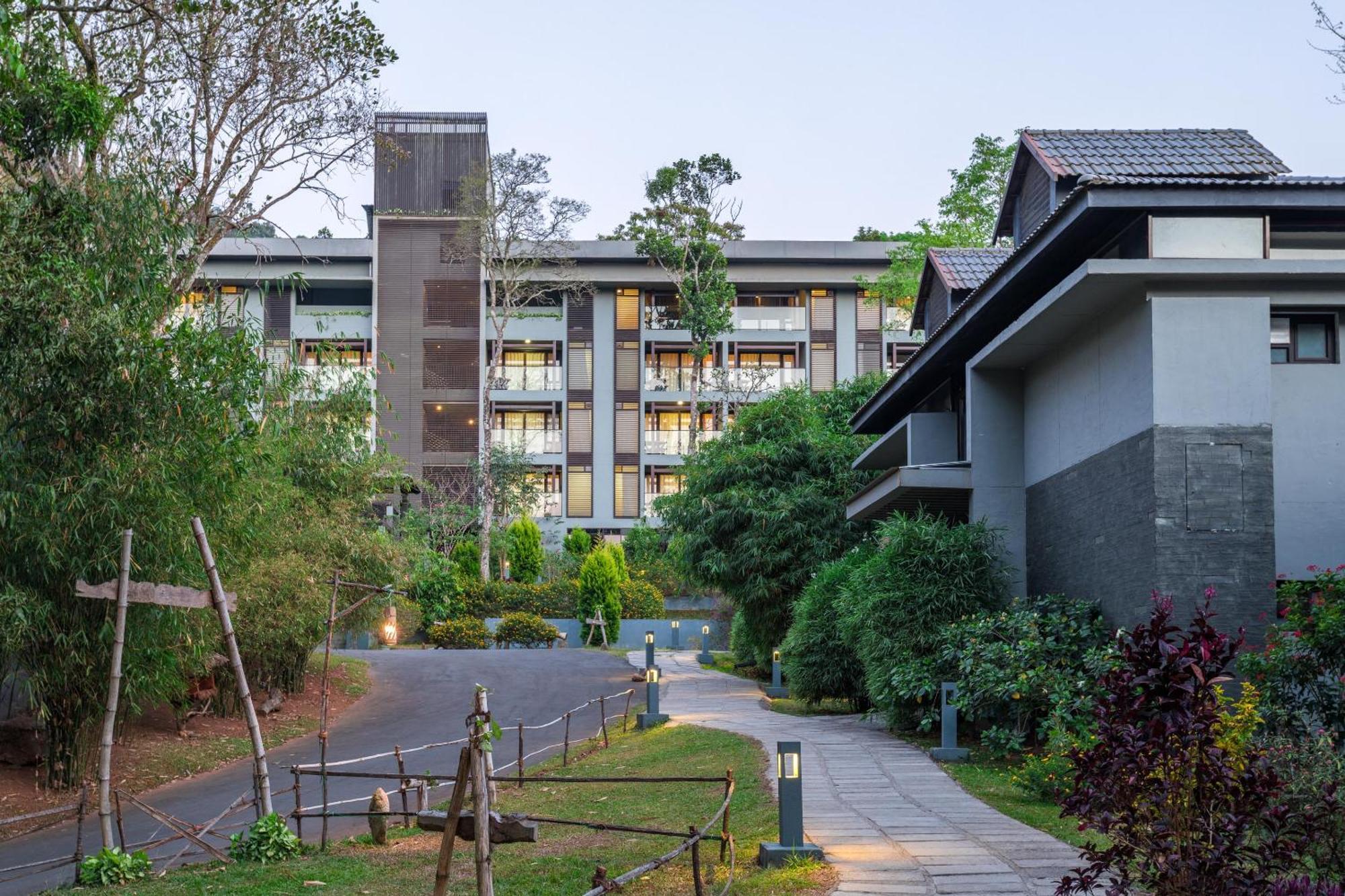 The Mountain Courtyard Thekkady Hotel Luaran gambar