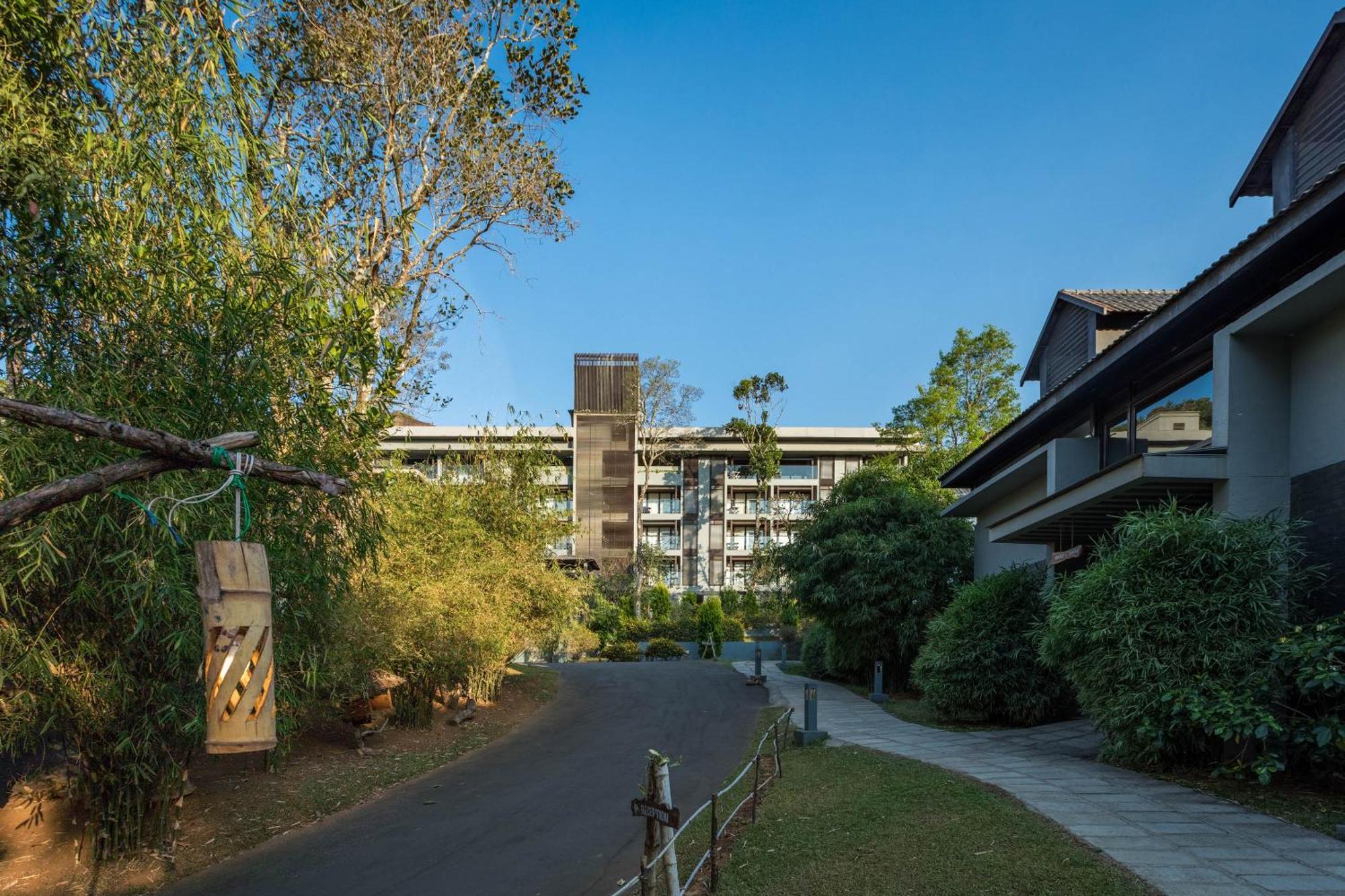 The Mountain Courtyard Thekkady Hotel Luaran gambar