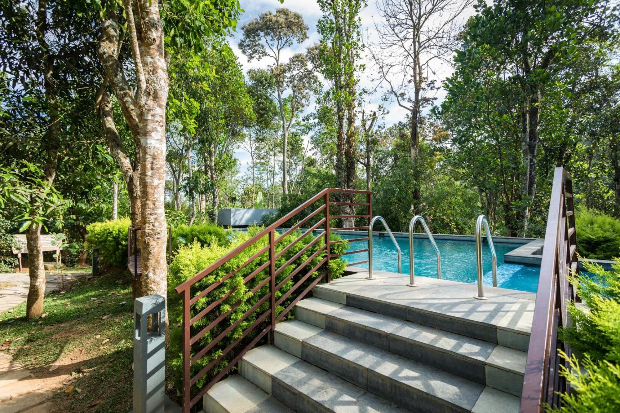 The Mountain Courtyard Thekkady Hotel Luaran gambar