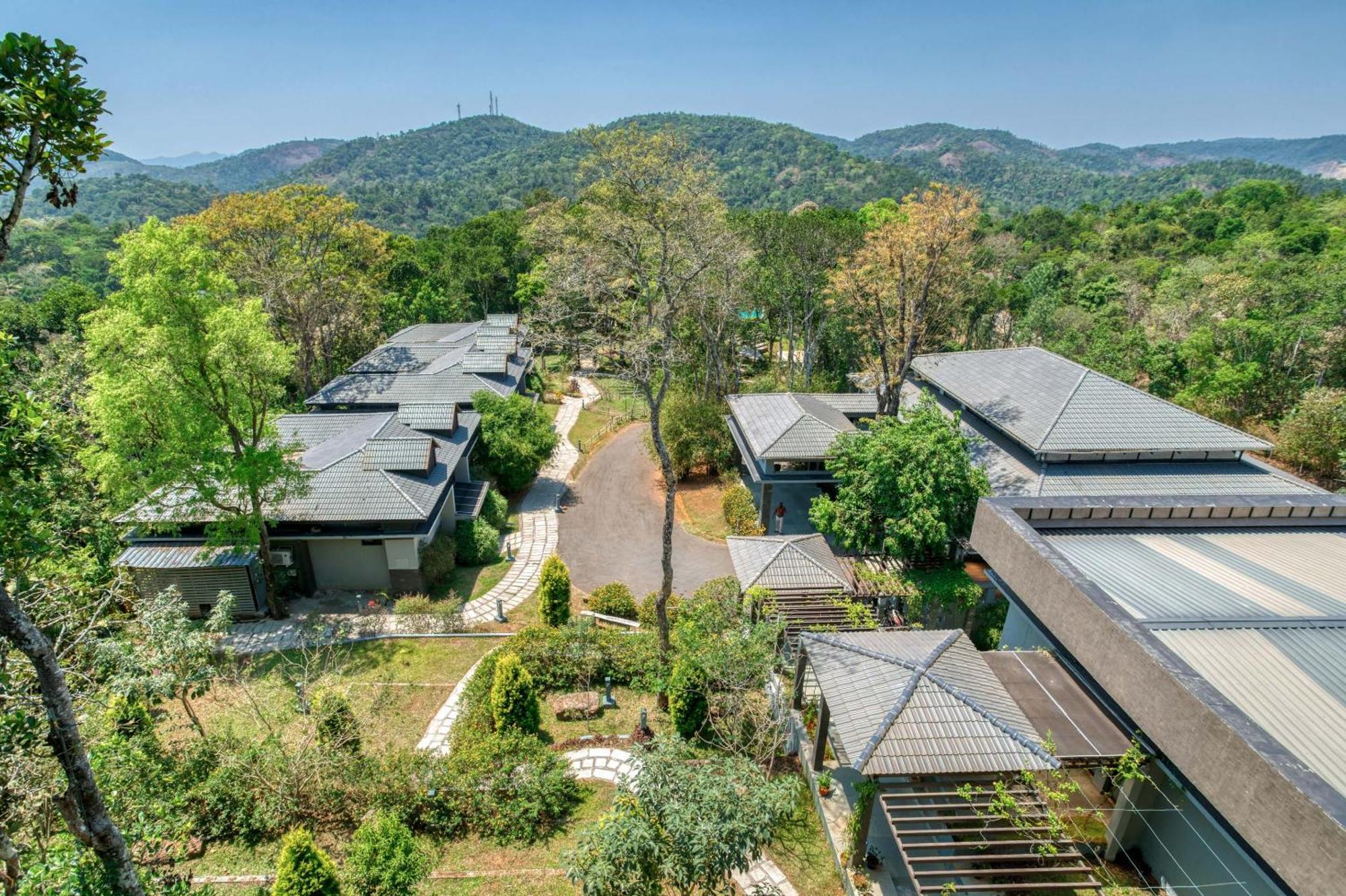The Mountain Courtyard Thekkady Hotel Luaran gambar