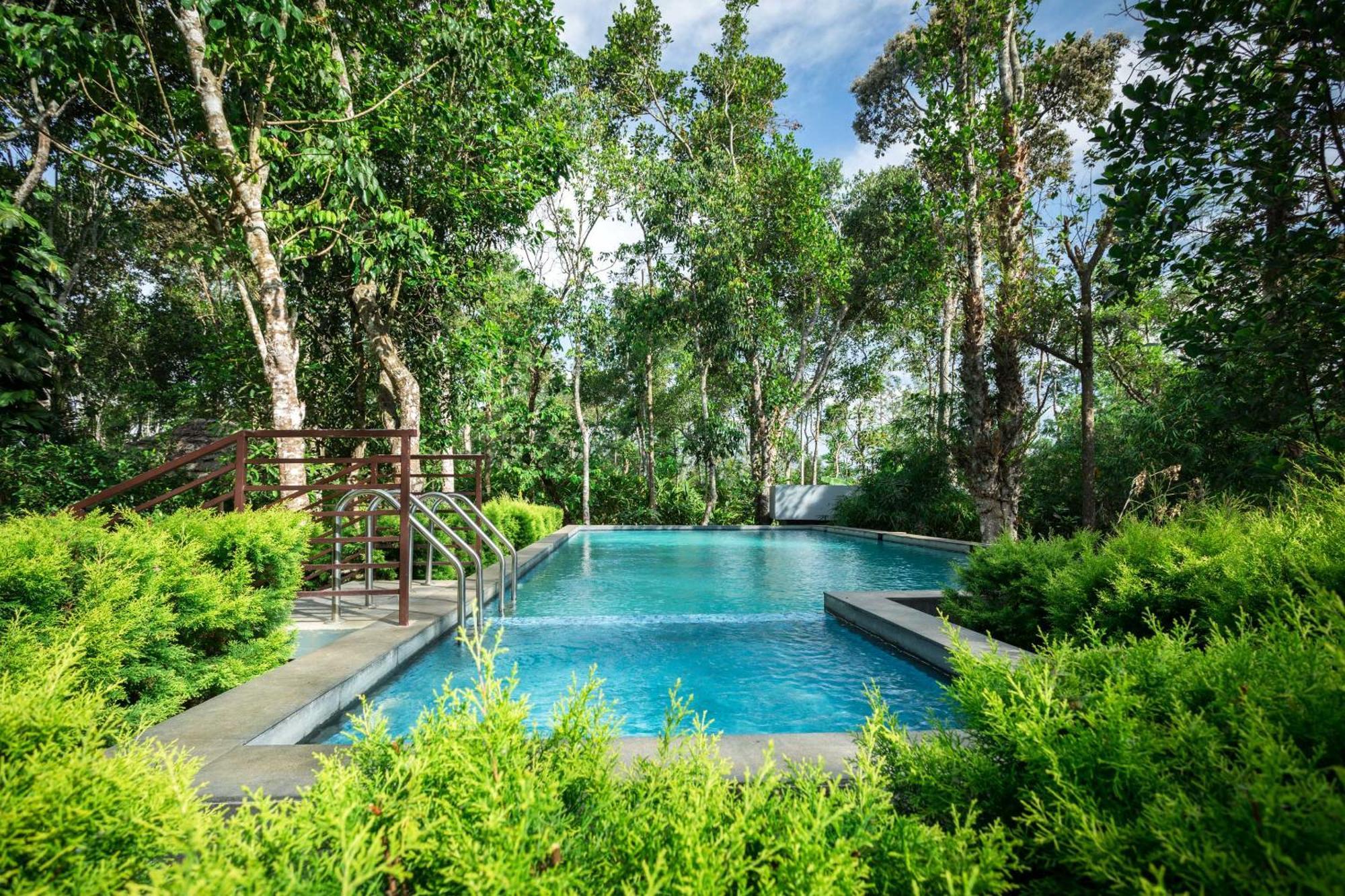 The Mountain Courtyard Thekkady Hotel Luaran gambar